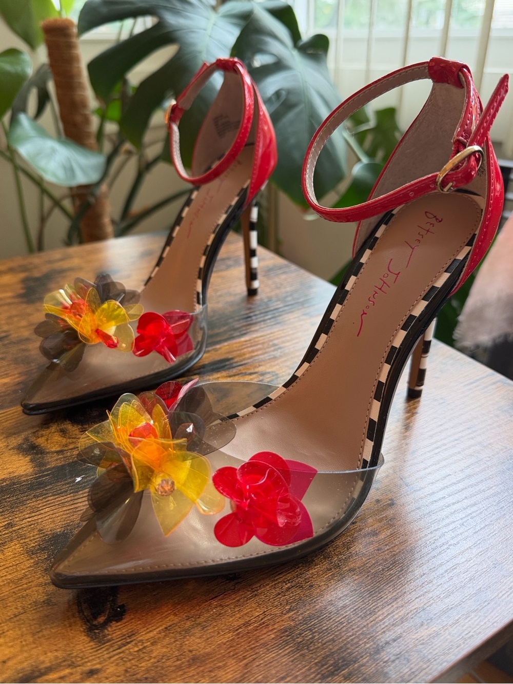 Betsey Johnson Savvie Floral Clear Stiletto Heels Ankle Strap Size 8